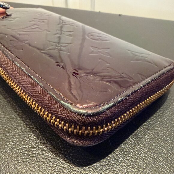 Louis Vuitton Amarante Monogram Vernis Zippy Wallet - Picture 6 of 16